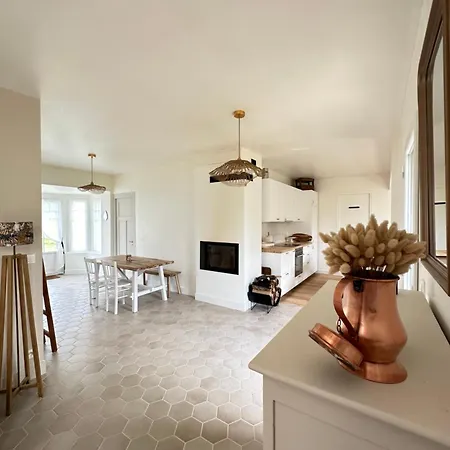 Holiday home Maison Les Flots Dot Fr *